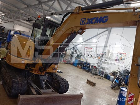 Замена втулок и пальцев  рукояти стрелы на XCMG XE55U - 1
